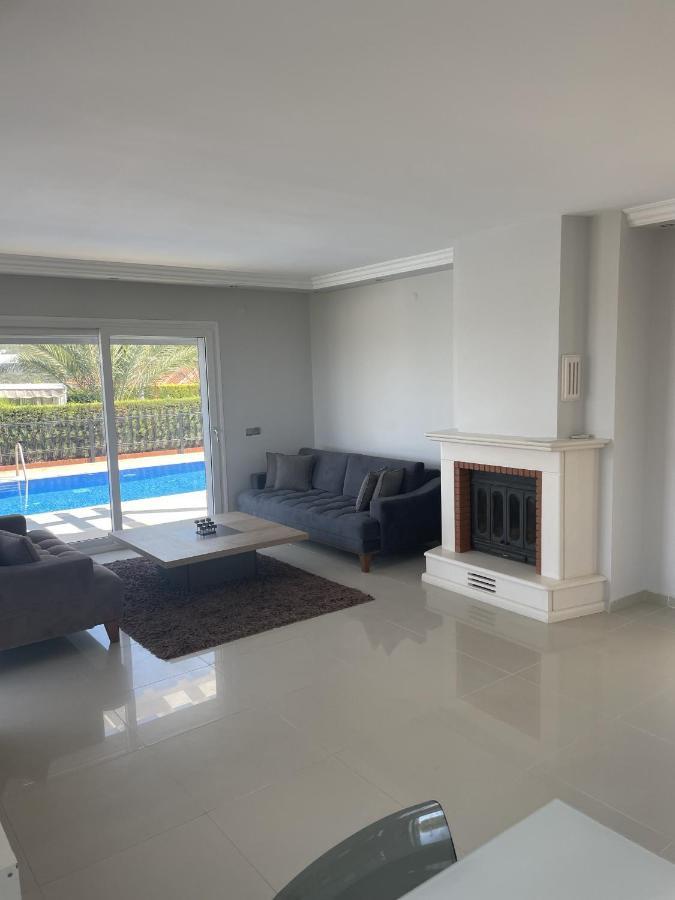 Luxury Villa With Amazing View, Çeşme Exterior foto