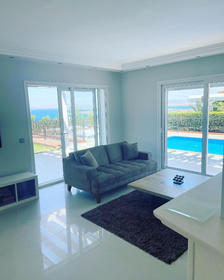 Luxury Villa With Amazing View, Çeşme Exterior foto